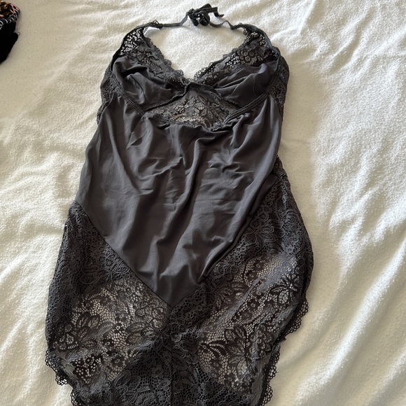 Lacey bodysuit - Picture 2 of 4